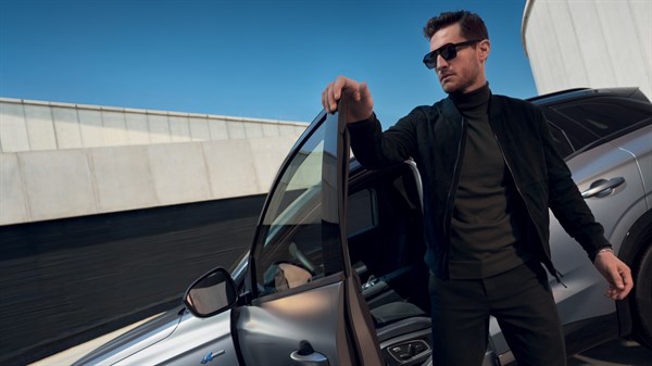 E-Tech full hybrid - national and regional incentives - Renault